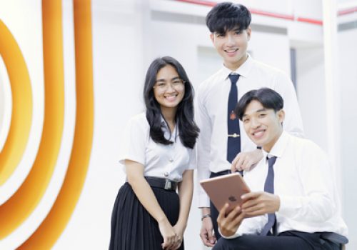 KKUIC Announcement: Tuition Fees for International Undergraduate Programs of Khon Kaen University International College This tuition fee is in effect for the new students admitted to KKUIC from the first semester of the academic year 2023 onwards.