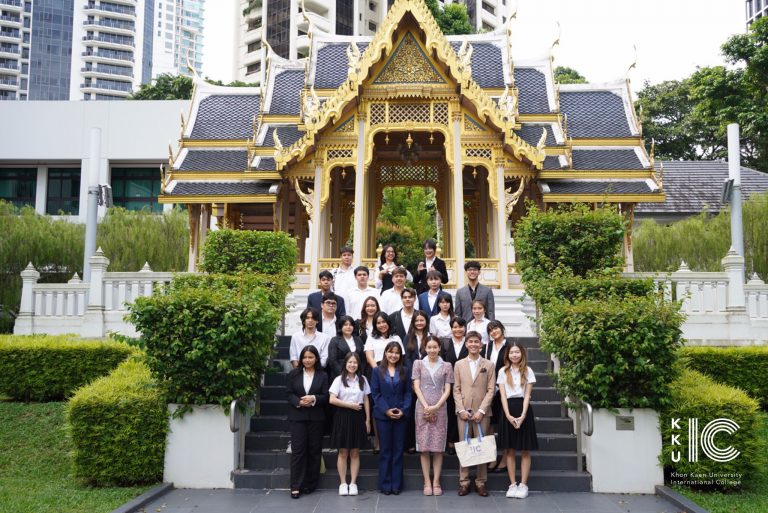 KKUIC’s International Affairs program visited the Royal Thai Embassy in Singapore to strengthen students’ experiences in international affairs and relations with the international organization.