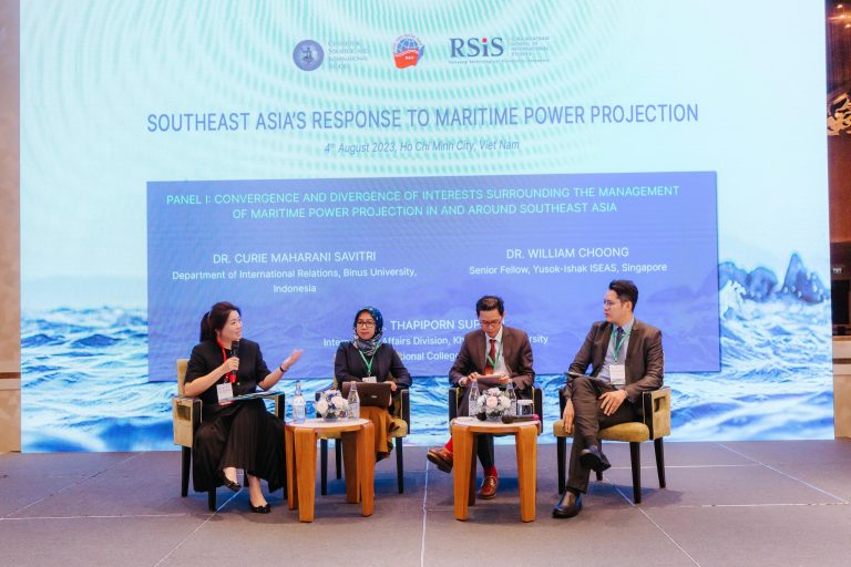 ตัวแทนอาจารย์สาขาการระหว่างประเทศ วิทยาลัยนานาชาติ มข. ร่วมเสวนาแลกเปลี่ยนมุมมองเกี่ยวกับการขยายอํานาจทางทะเลขึ้นสู่ฝั่ง ในการประชุม Southeast Asia’s Response to Maritime Power Projection
